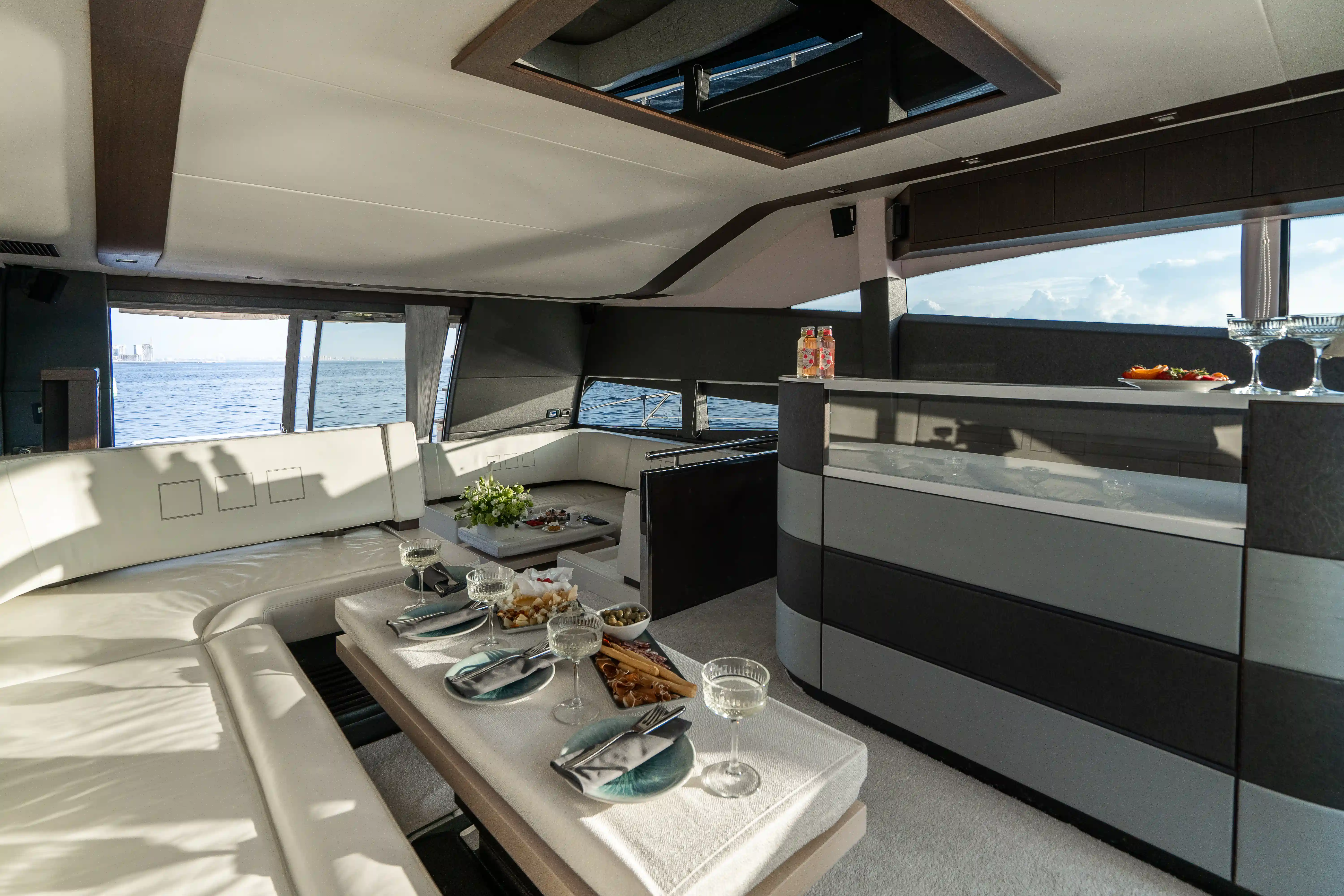 Яхта  «Galeon 640» image- 14